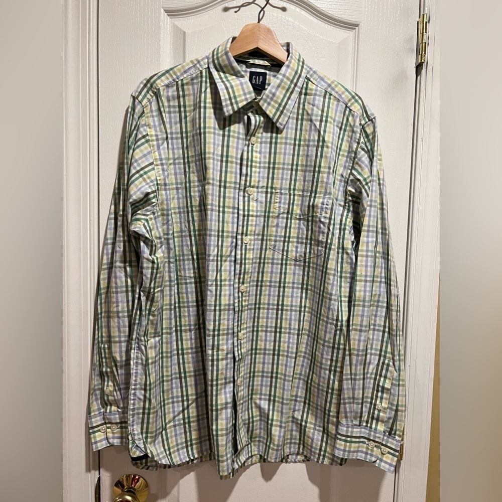 Gap mens large 16-16 1/2 cotton plaid button down shirt.